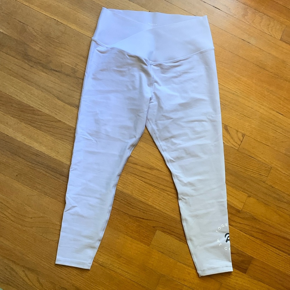 NWT Peloton XL leggings